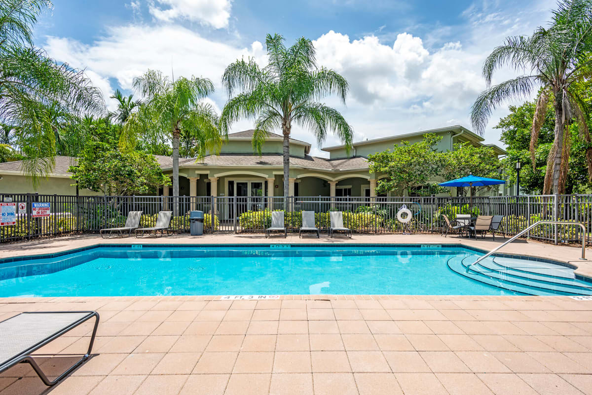 Emerald Dunes Apartments Miami Apartments for Rent